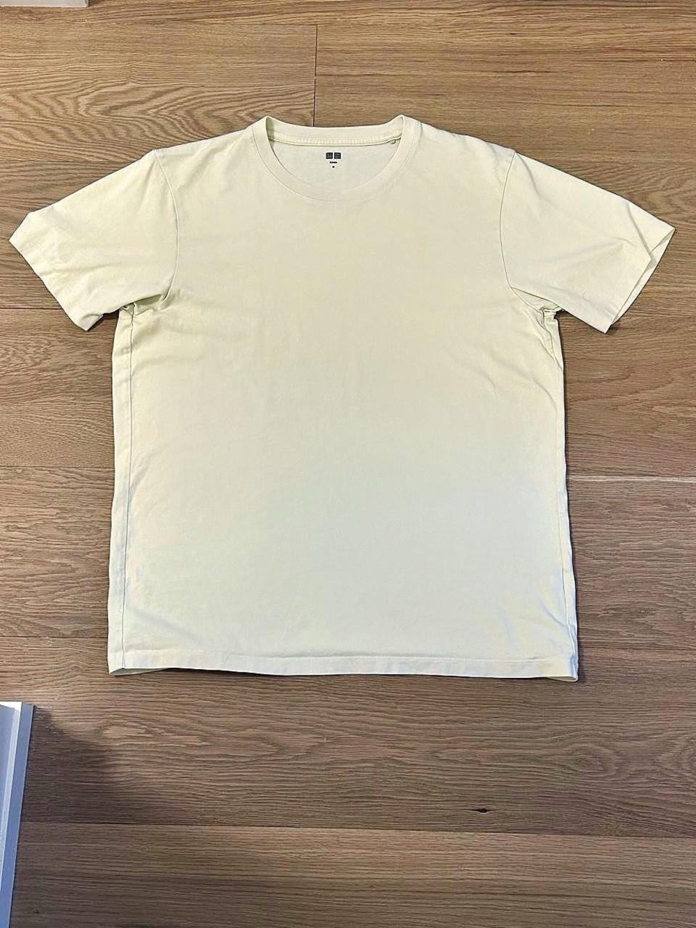 Uniqlo Short Sleeve Crewneck Tee - Cream